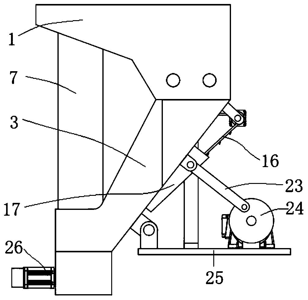 Swing type cyclic crushing device for solid waste and crushing method thereof