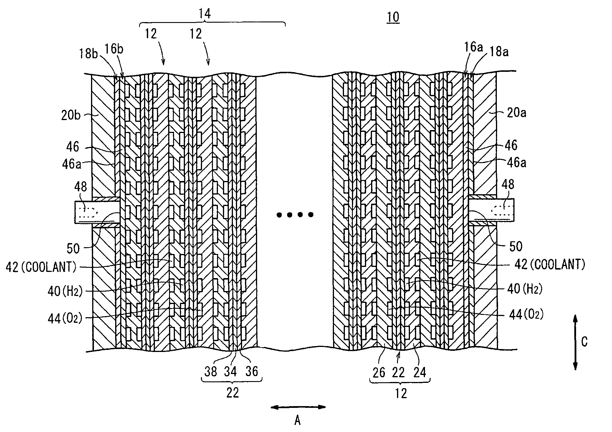 Fuel cell stack with power collecting terminals