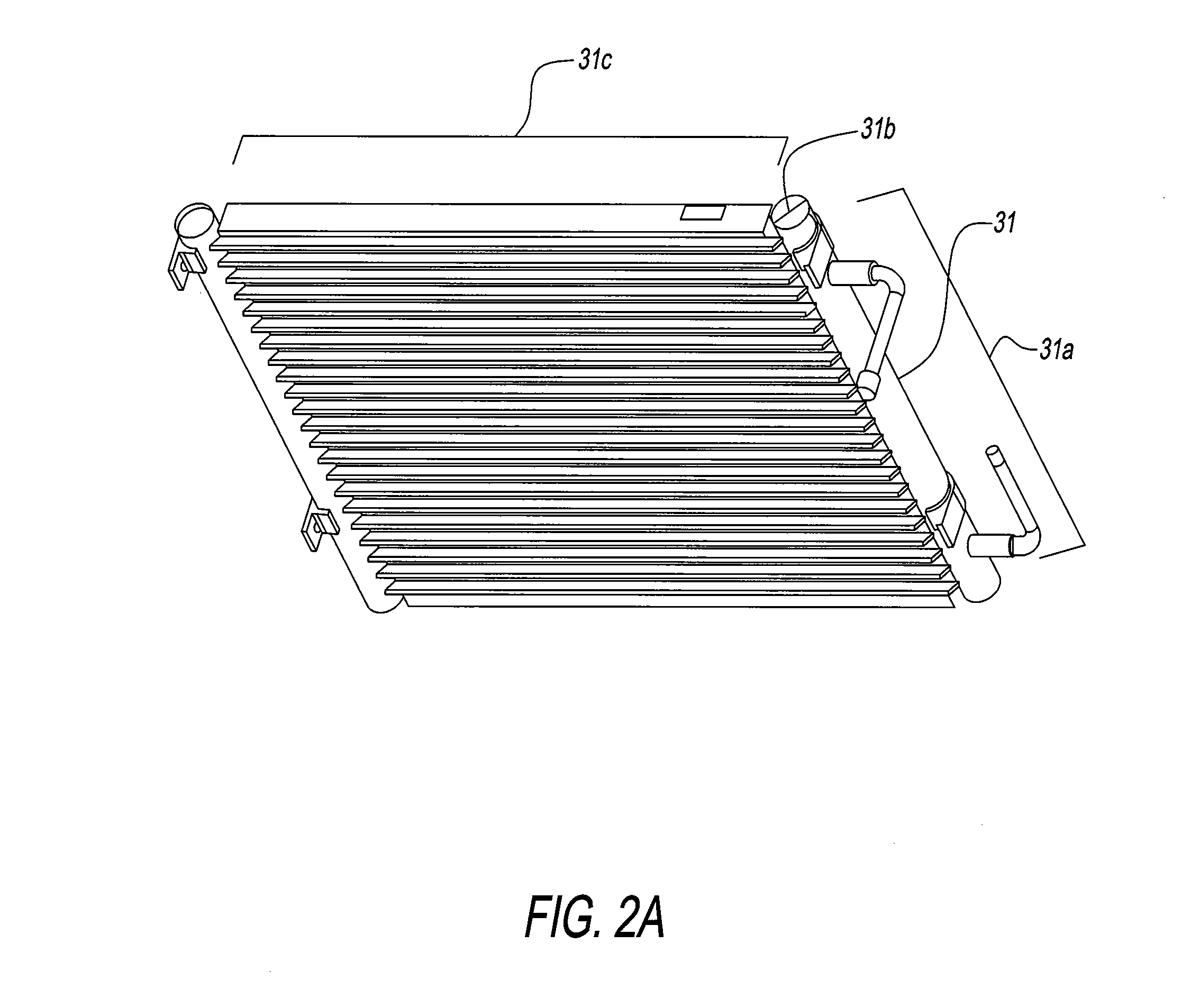 Low refrigerant volume condenser for hydrocarbon refrigerant and ice making machine using same