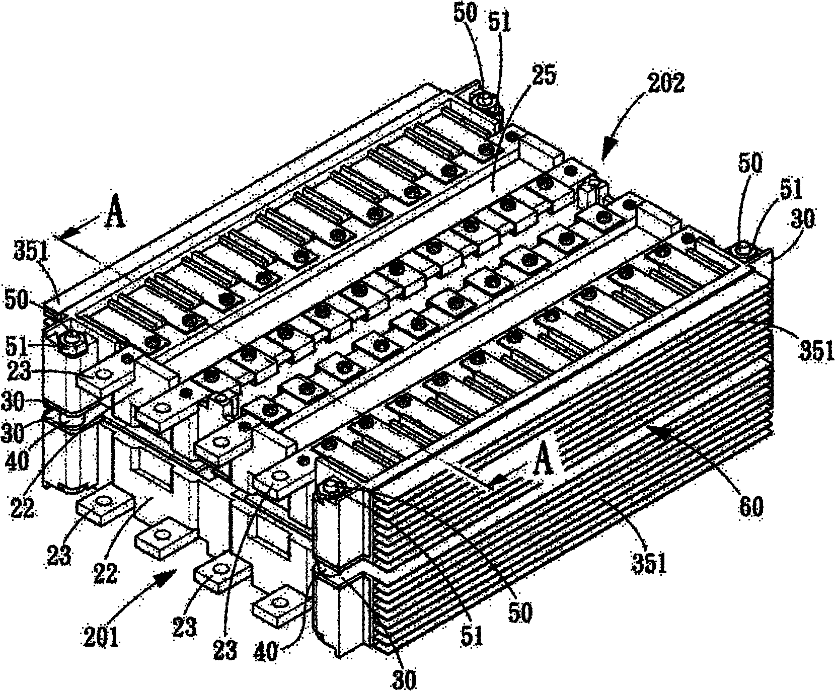 Heat radiation structure aggregate cell superimposed by multiple cell modules