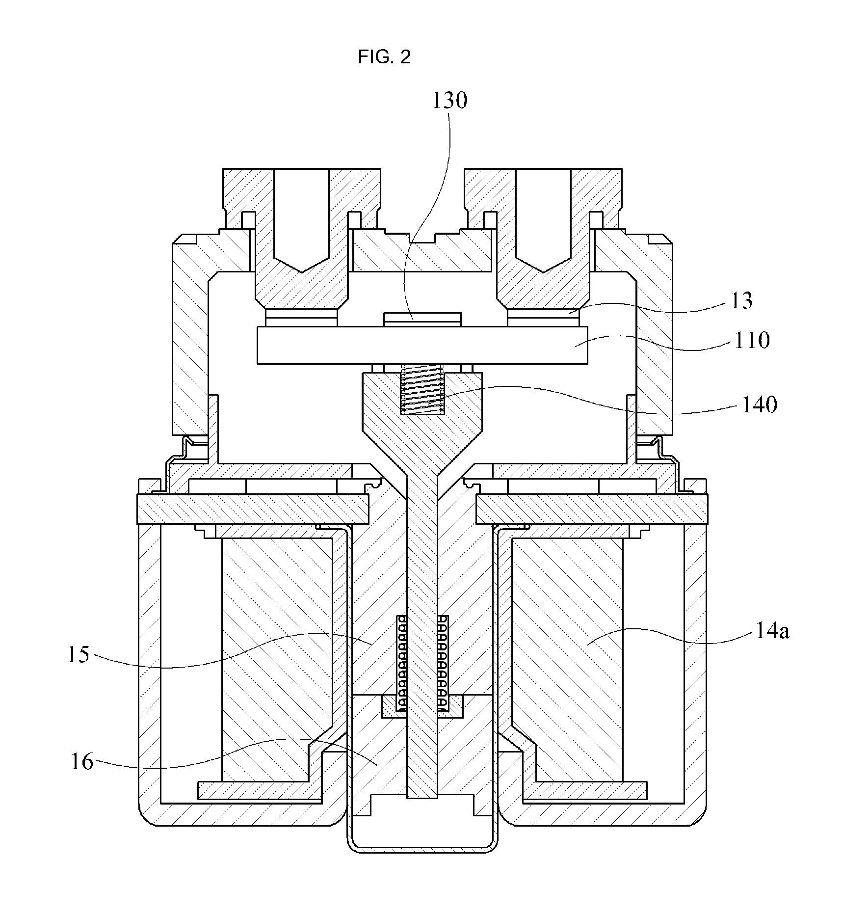 Movable contact assembly of electromagnetic switch