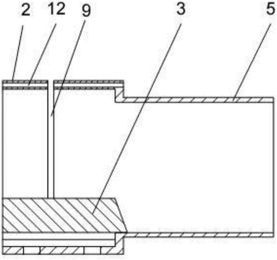 Needle penetrating accessory of needle thread roll