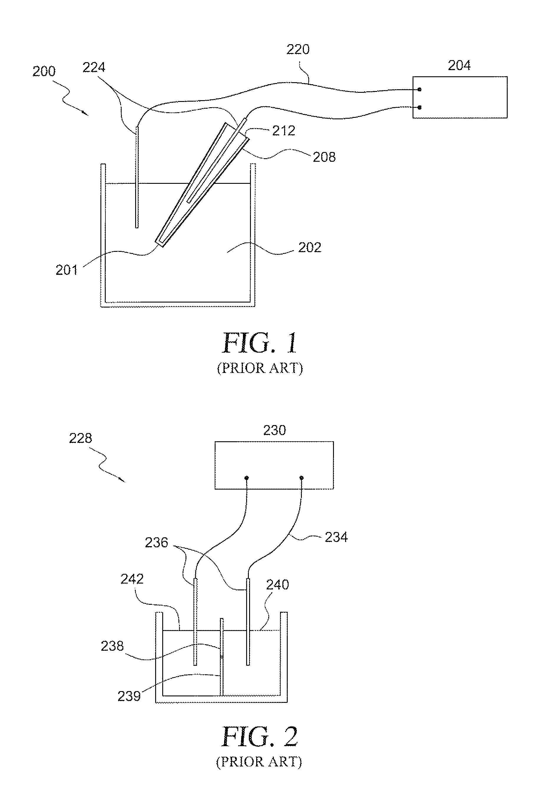 Apparatus and method for sensing a time varying ionic current in an electrolytic system