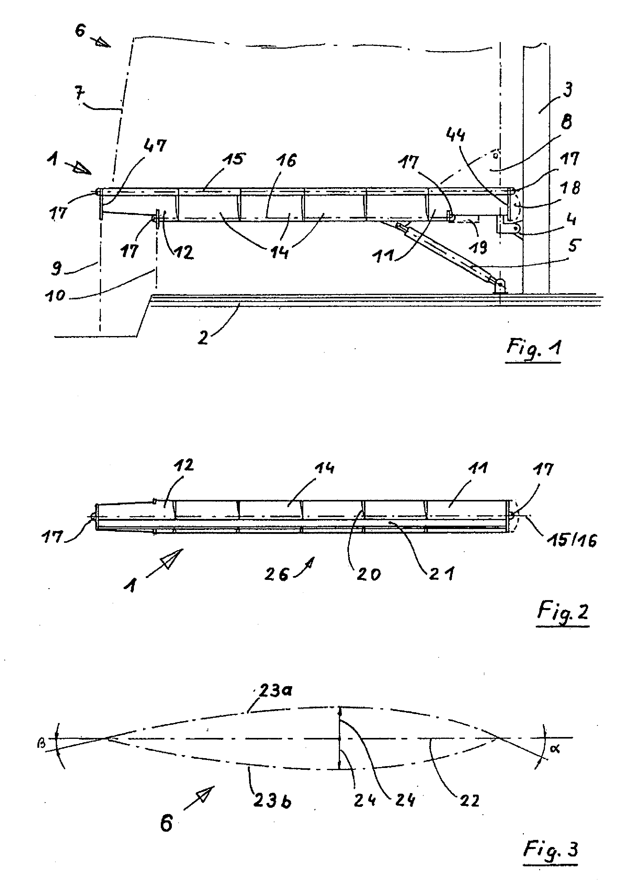 Roller reefing boom for sailing ships