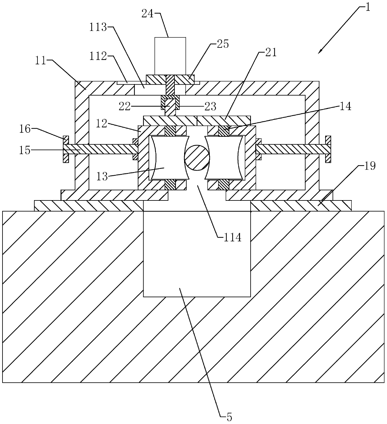 Direct-buried type high-voltage cable automatic laying device and laying method