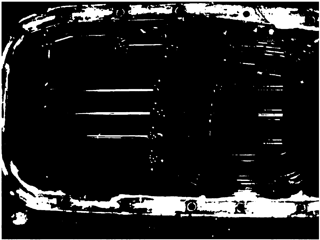 Engine interior cleaning agent as well as preparation method and application thereof