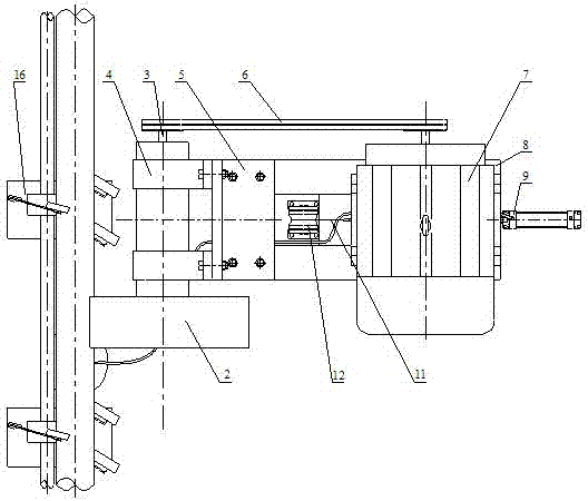 A device based on self-compensation for uniform film removal on metal surfaces