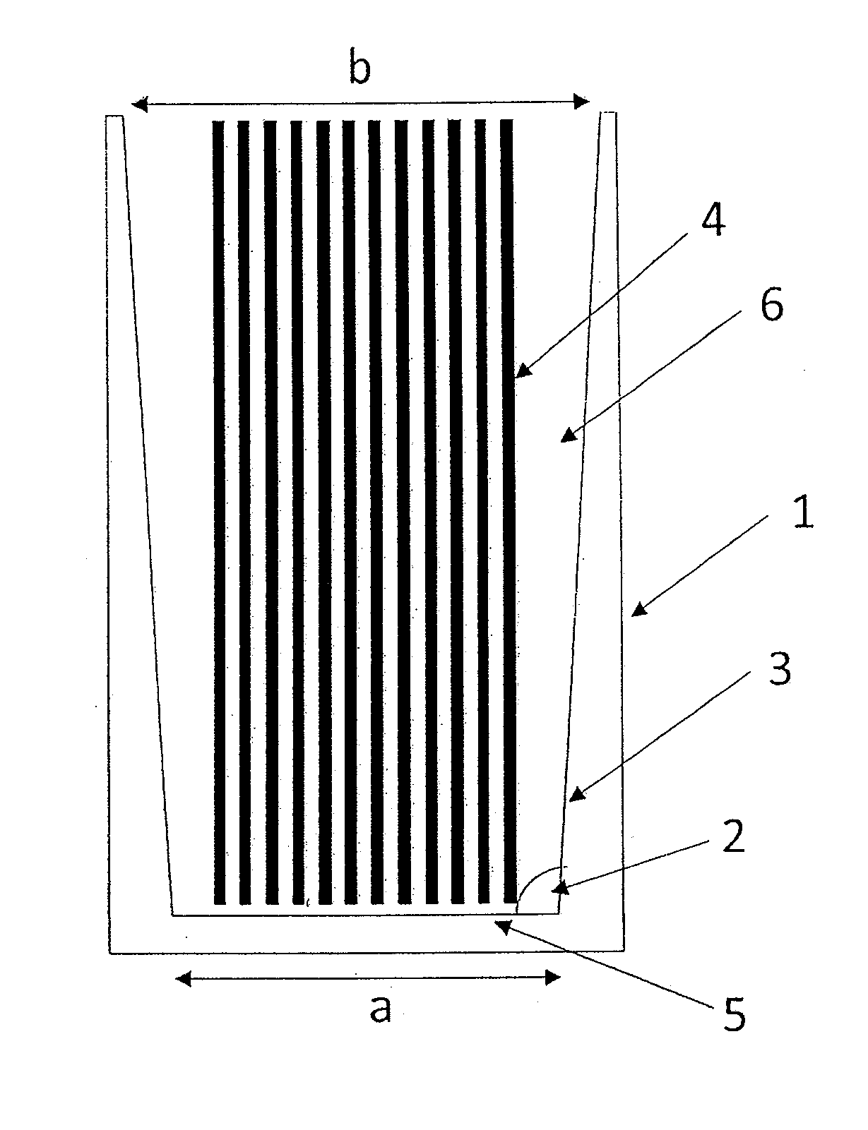 Beveled cell design for an alkaline battery to remove gas