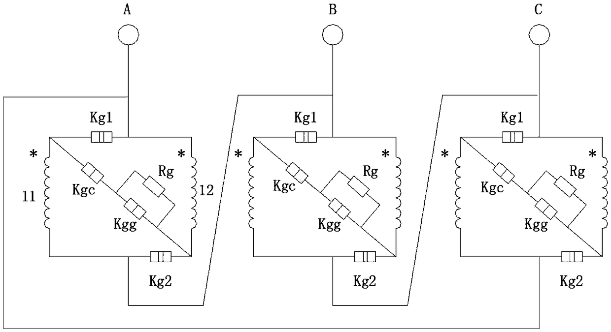 Capacity and voltage regulating transformer