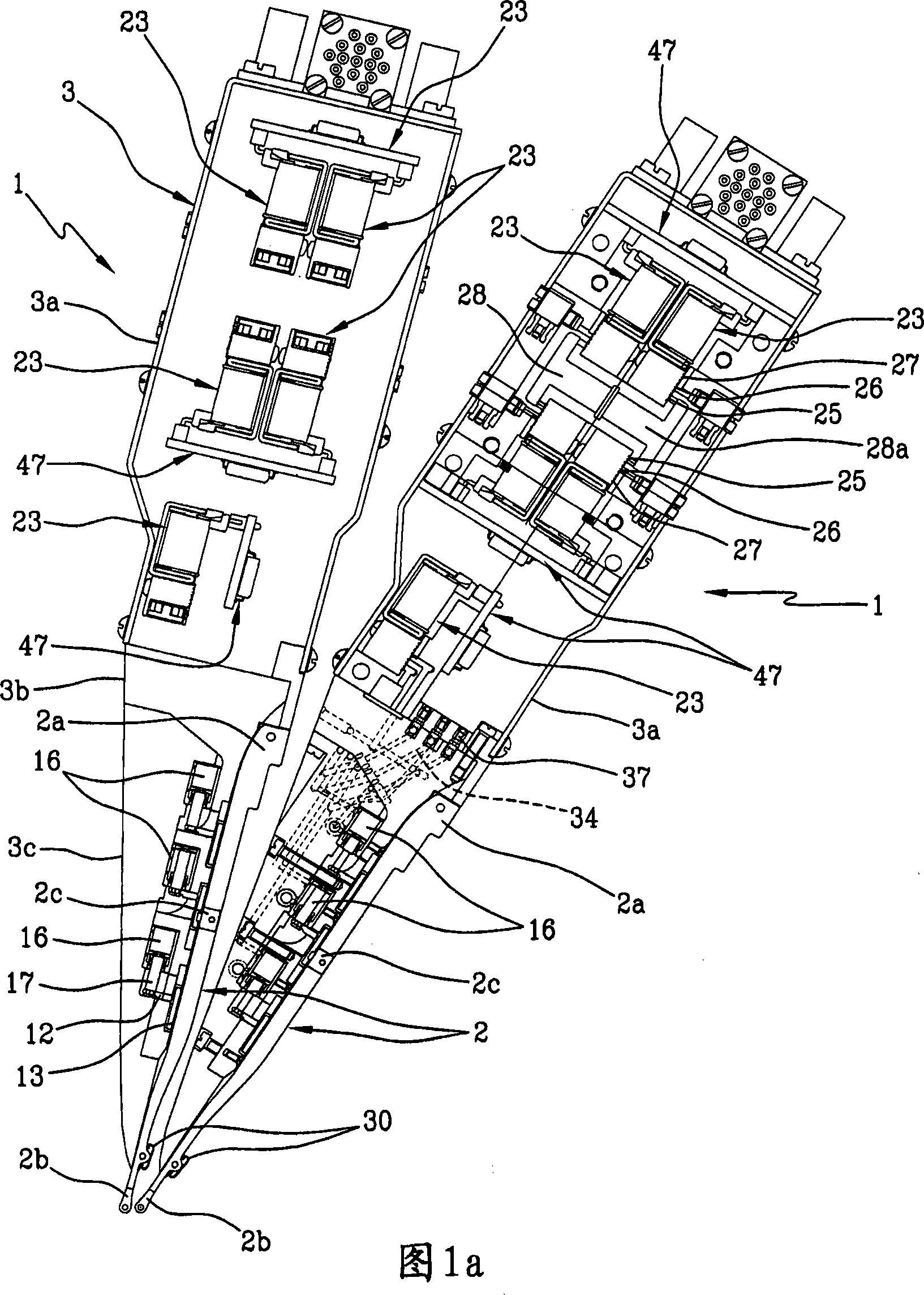 Jacquard device to selectively shift thread guides in a textile machine