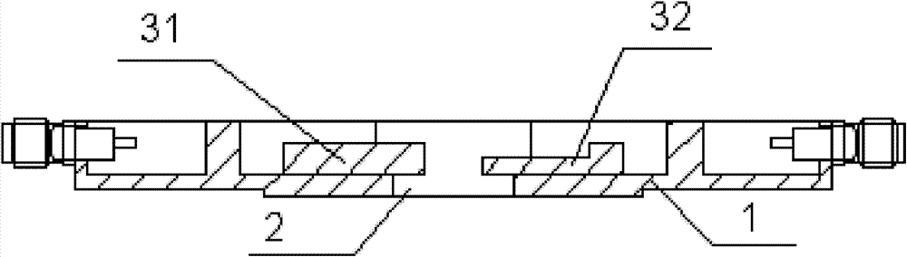 A Waveguide Duplexer with Antenna Port Coupling Structure