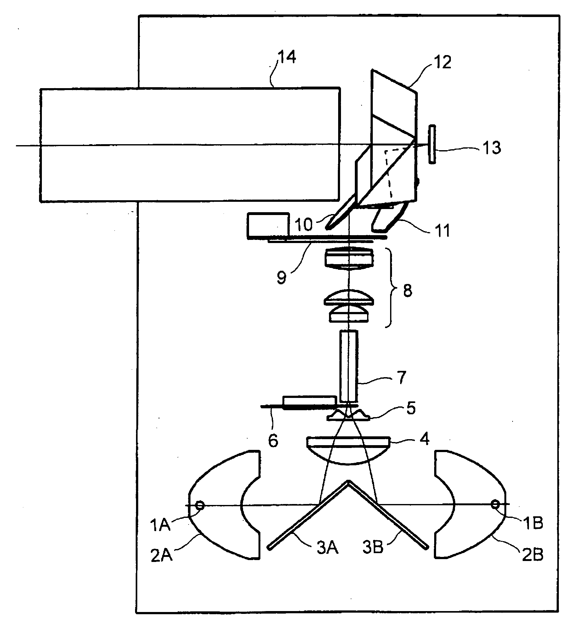 Image projecting apparatus having variable stop