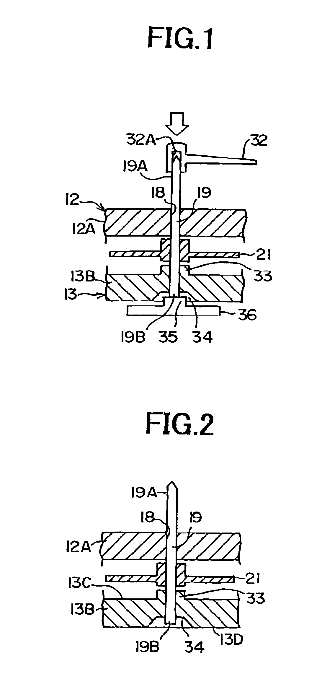 Assembling structure of indicating needle for instrument and assembling method