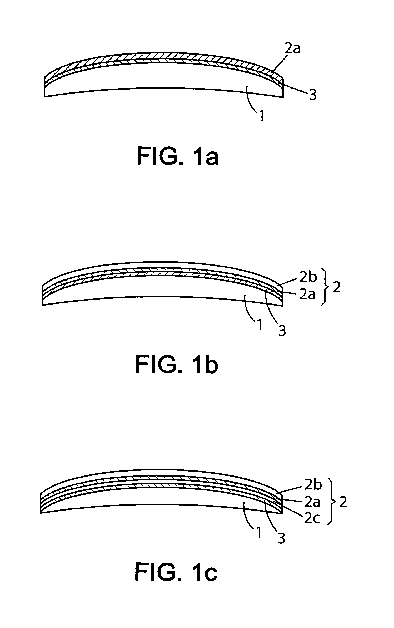 Polarizing optical element comprising a polarizing film and method for manufacturing such element