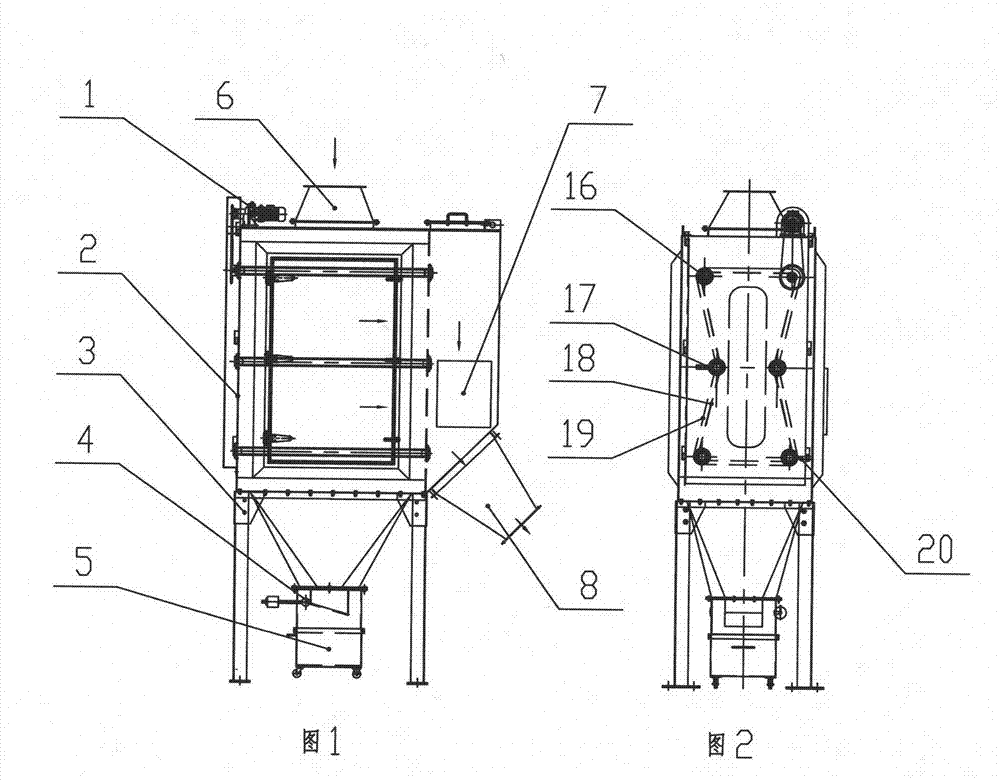 Automatic cleaning deduster with butterfly-shaped crawler belt