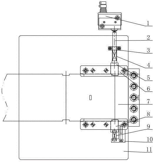 Gap part aligning and mistaken delivery detecting structure