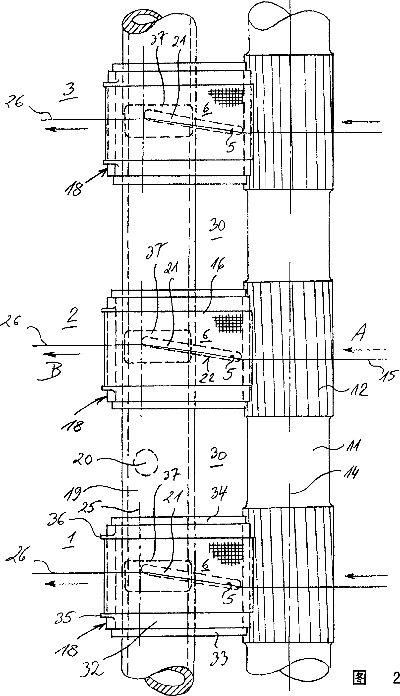 Spinning machine with many adjacently arranged spinning spindle position