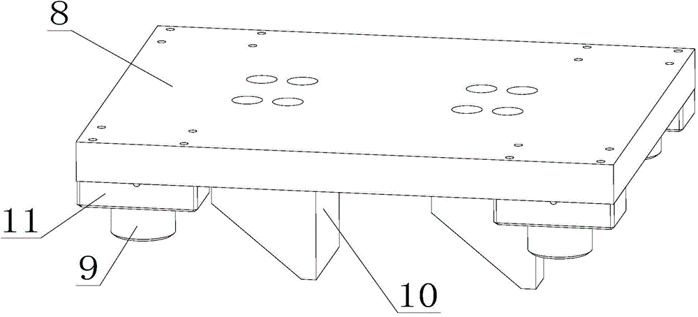 Rolling device of continuous differential thick plate