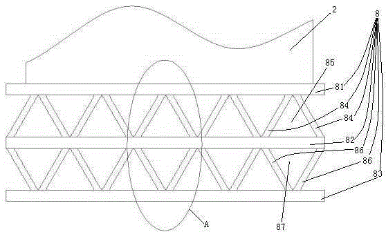 Lubricating device with automatic oil replenishment