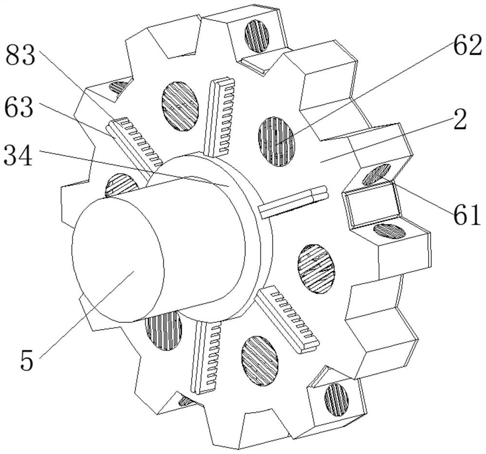 A traveling gear for underwater dredging device