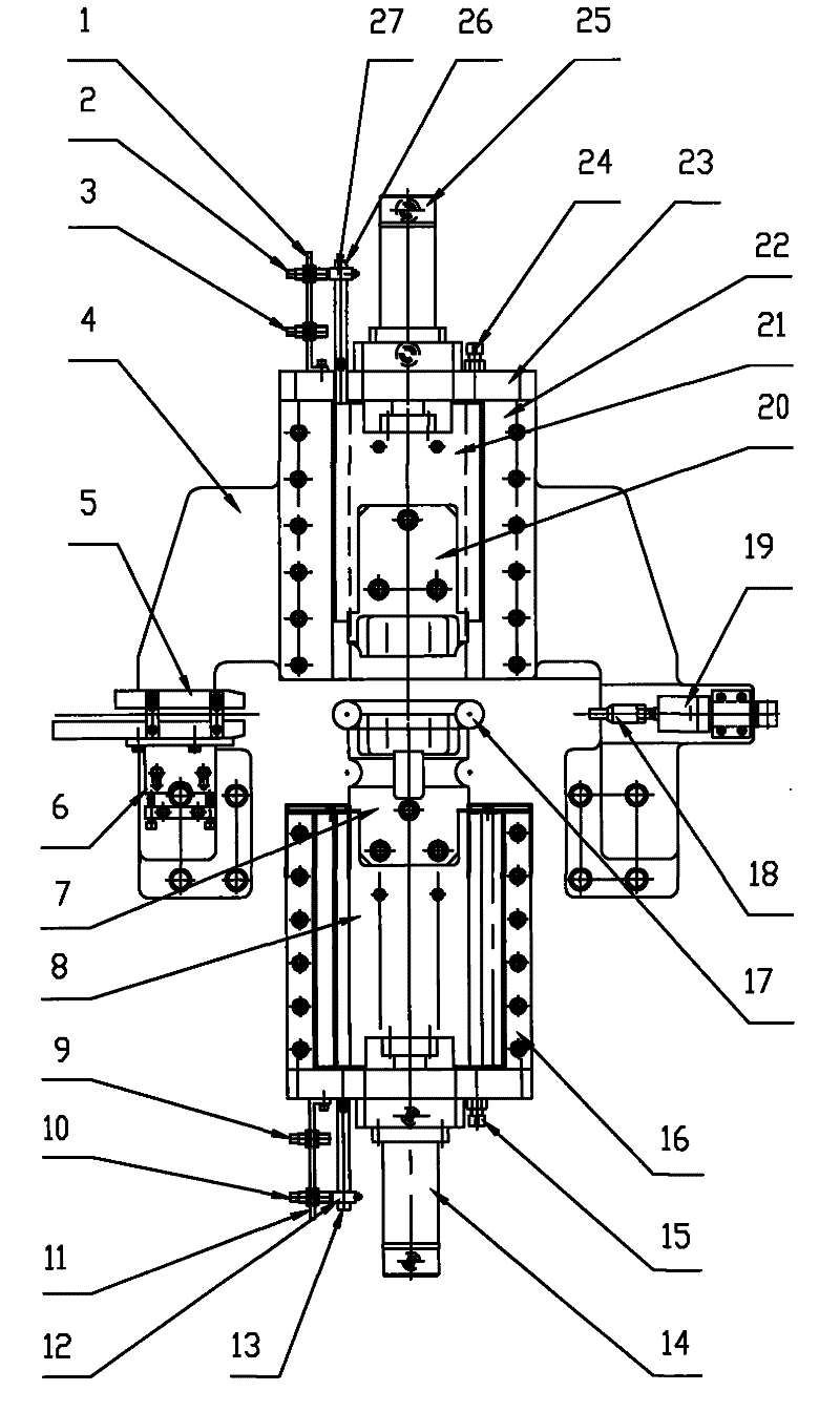 Two-station mandrel mechanism for serially connected knitting of metal ring chain