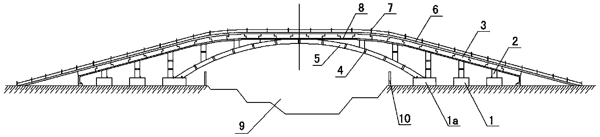 Traffic structure spanning urban rail transit construction area