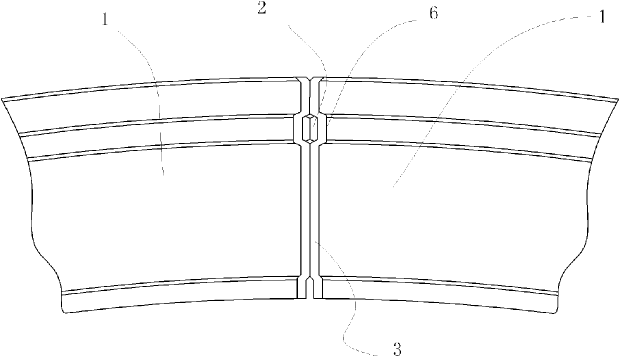 Elastic longitudinal joint device used for shield tunnel segments in swelling soil areas