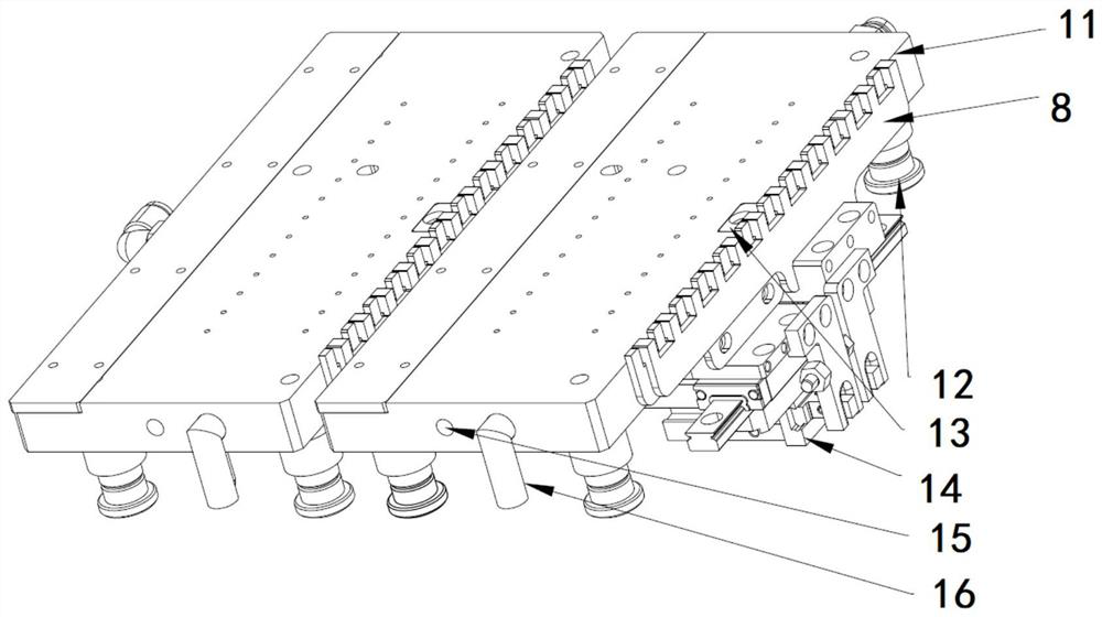 Flat welding strip pre-welding rotary table welding device