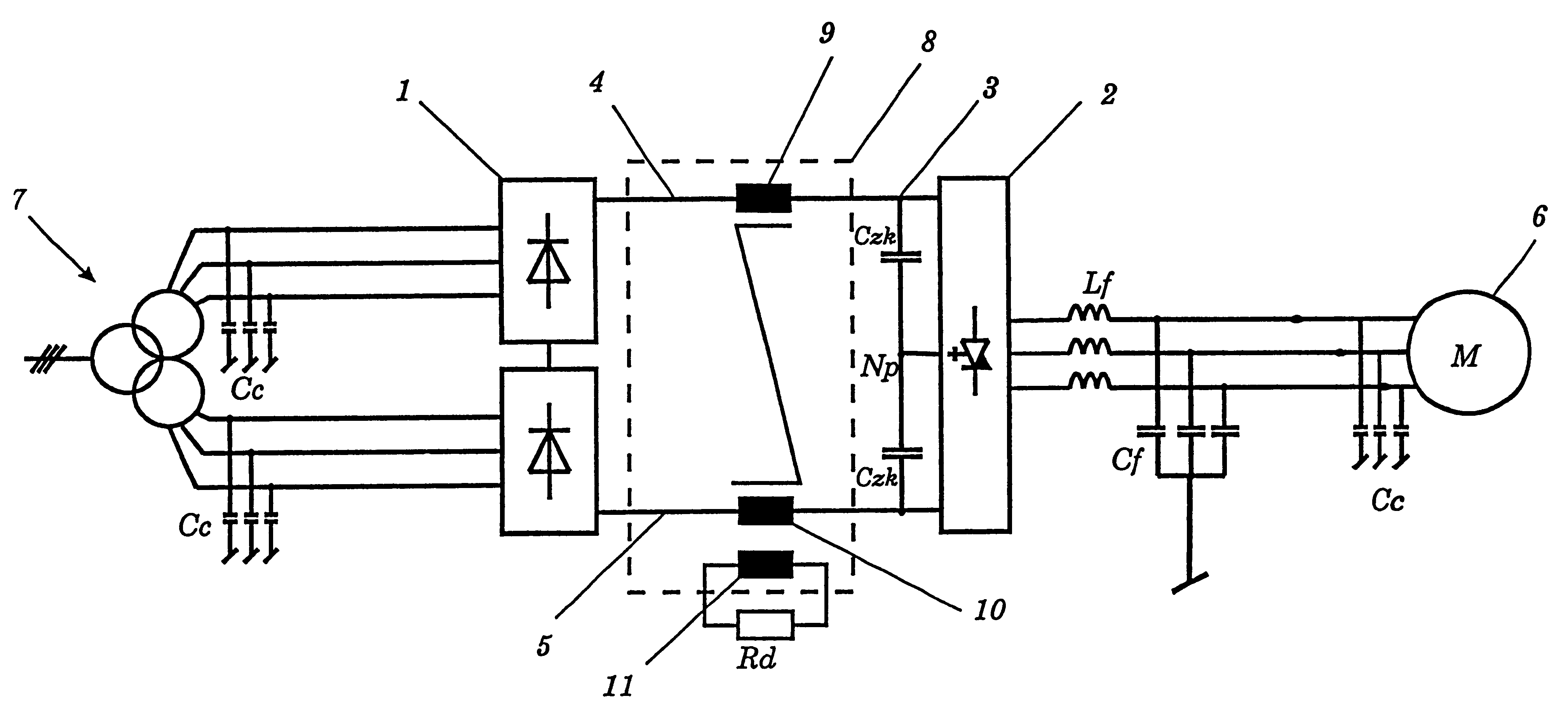 Converter circuit arrangement having a DC intermediate circuit