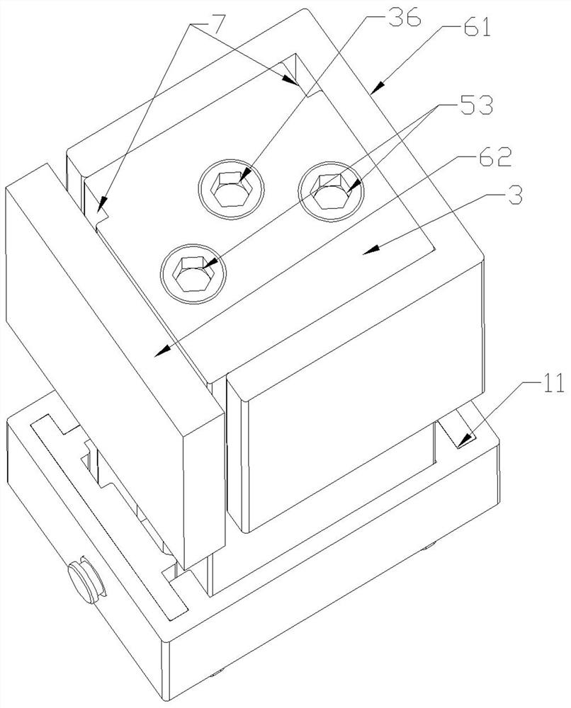 High-speed key material taking and placing device