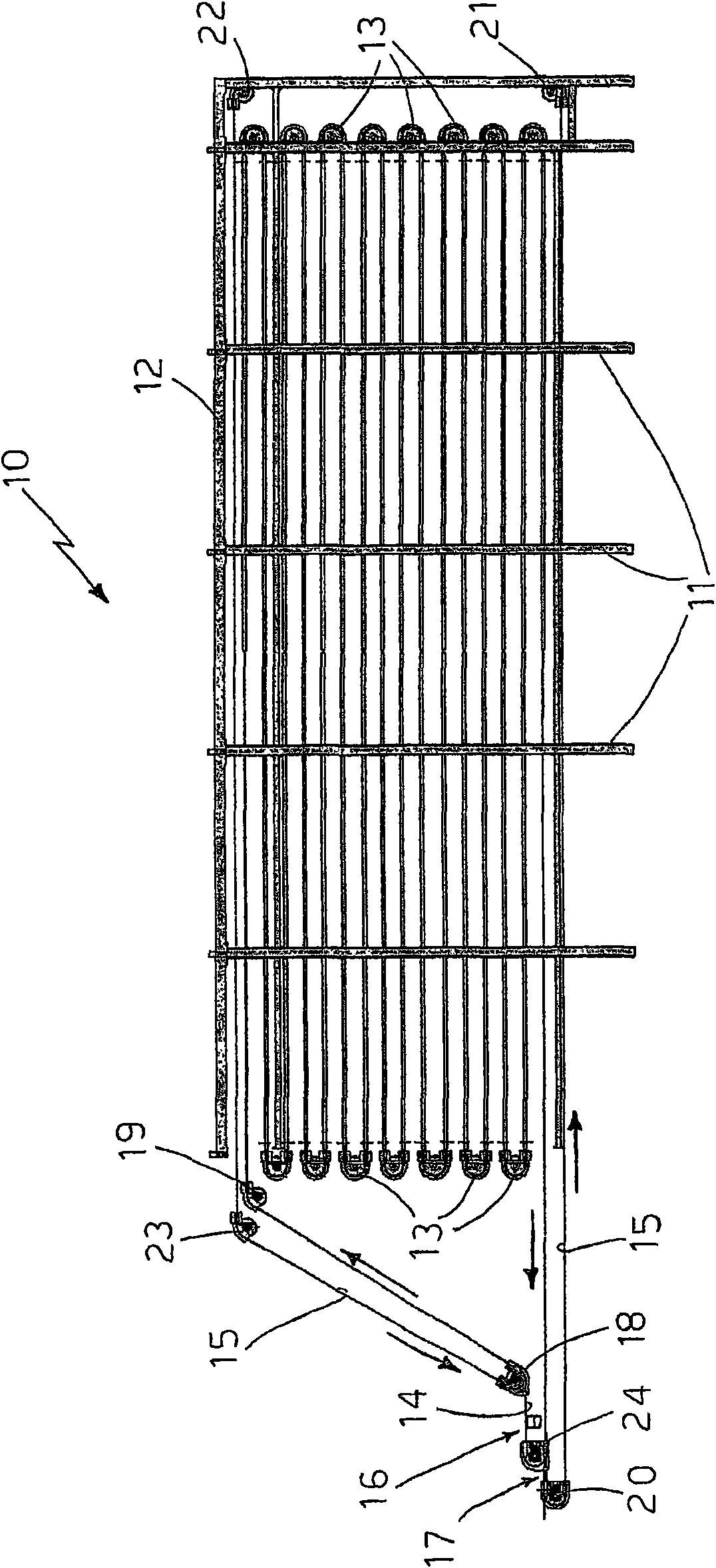 Conveyor apparatus with overlapping conveyor belts for leather, or similar, drying plants, or treatment plants in general, in controlled environments