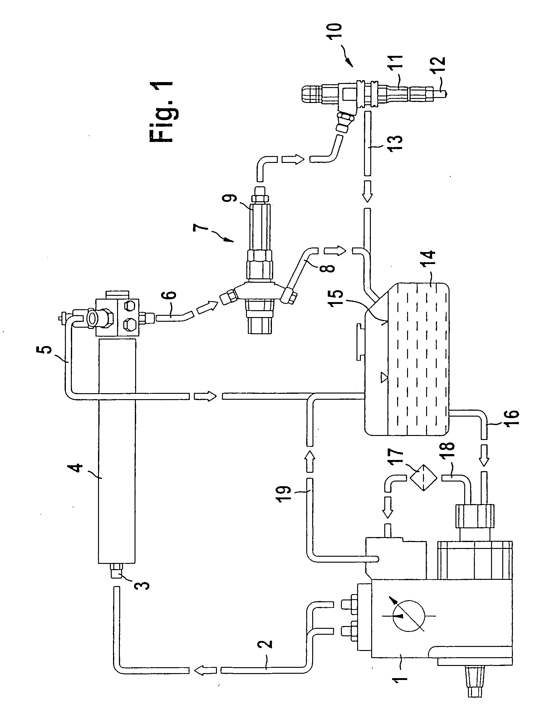 Fuel injection system comprising a pressure intensifier and a delivery rate-reduced low-pressure circuit