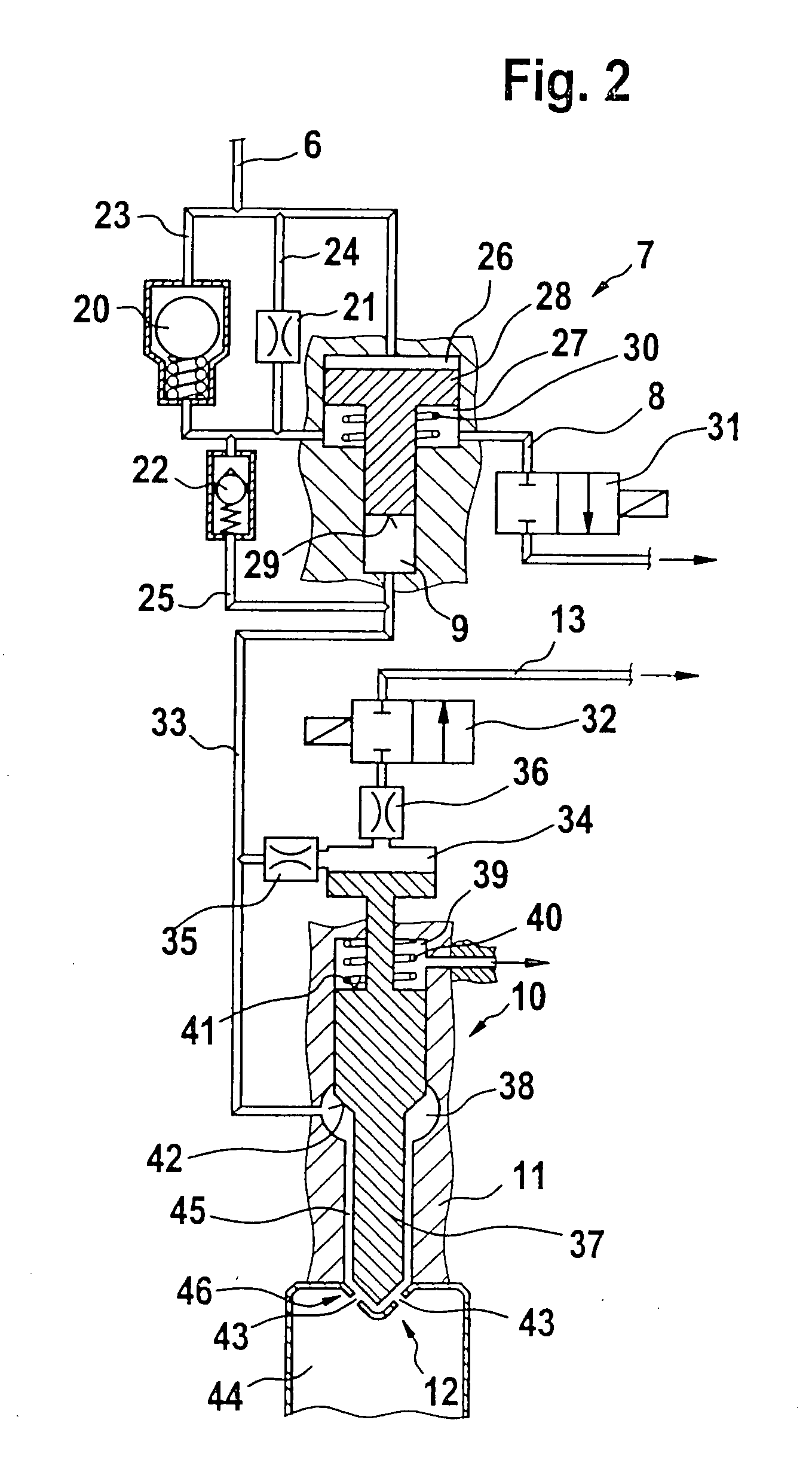 Fuel injection system comprising a pressure intensifier and a delivery rate-reduced low-pressure circuit