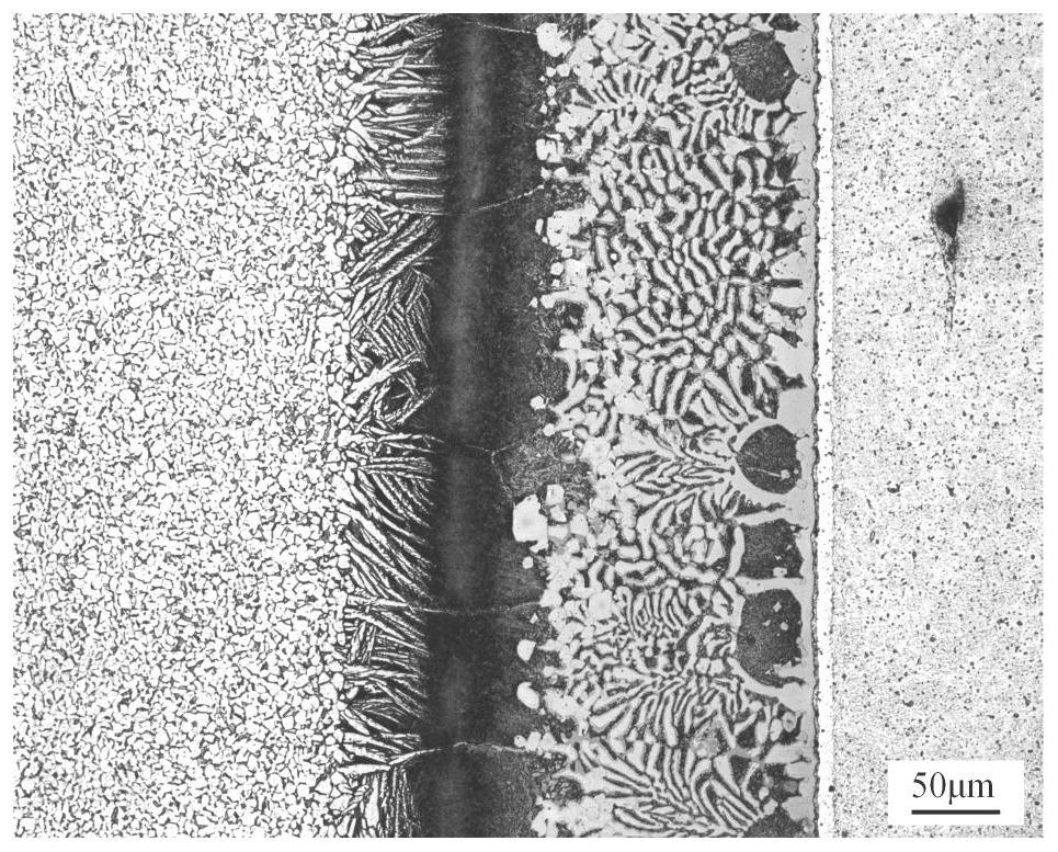 Transition liquid phase diffusion bonding method for additive manufacturing stainless steel and zirconium alloy