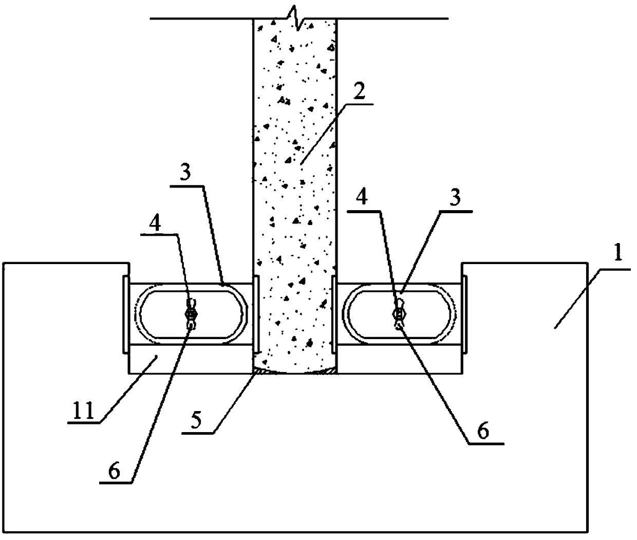 A swinging energy-dissipating column base