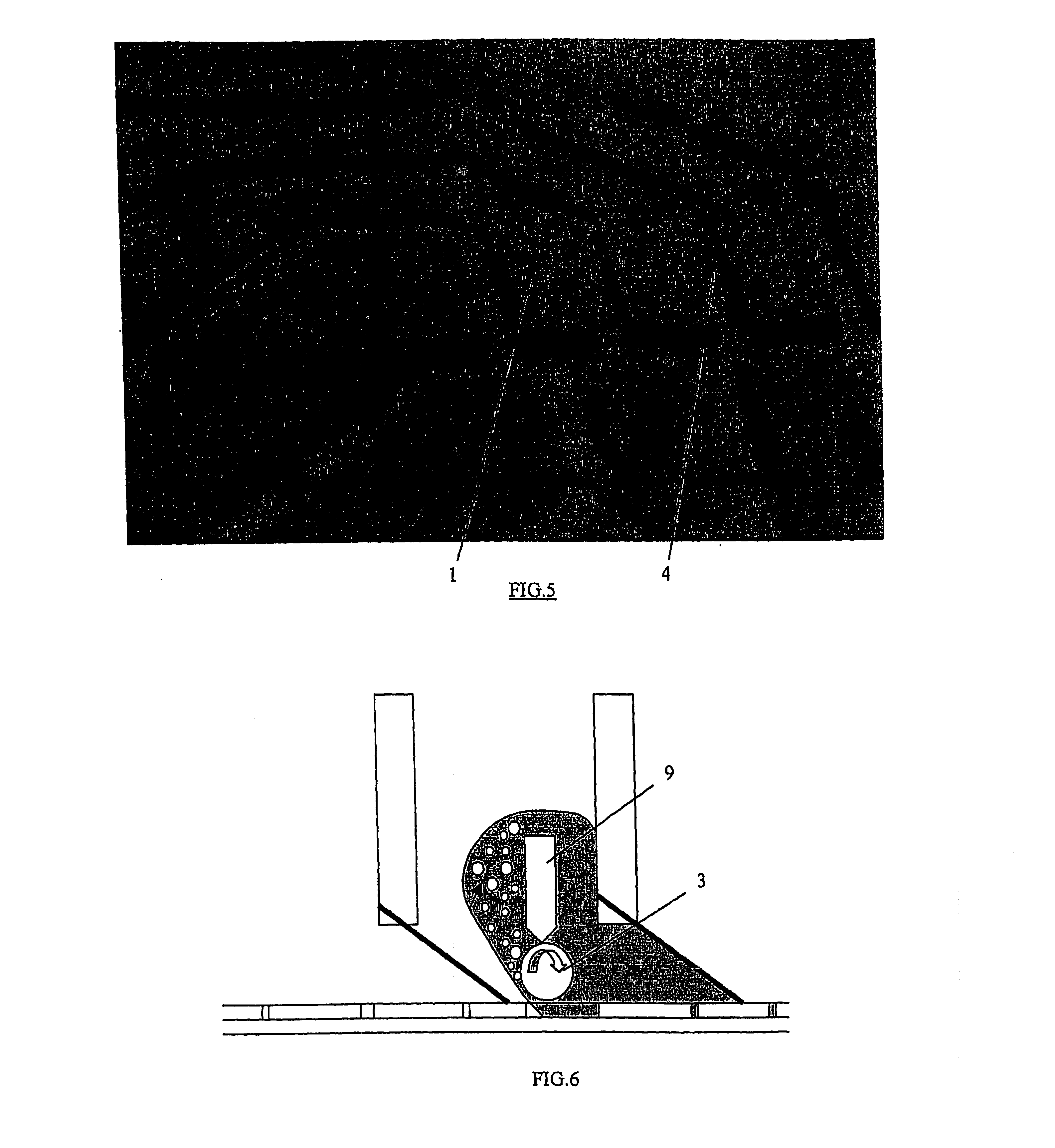 Method and device for filling zones situated in hollows or between tracks with a viscous product on a printed circuit board and apparatus using such a device