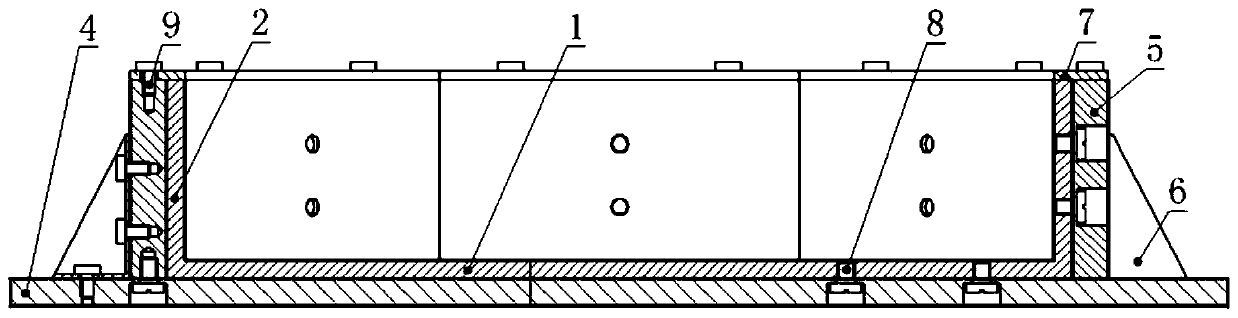 Solidification and forming tooling and method for a honeycomb sandwich structure