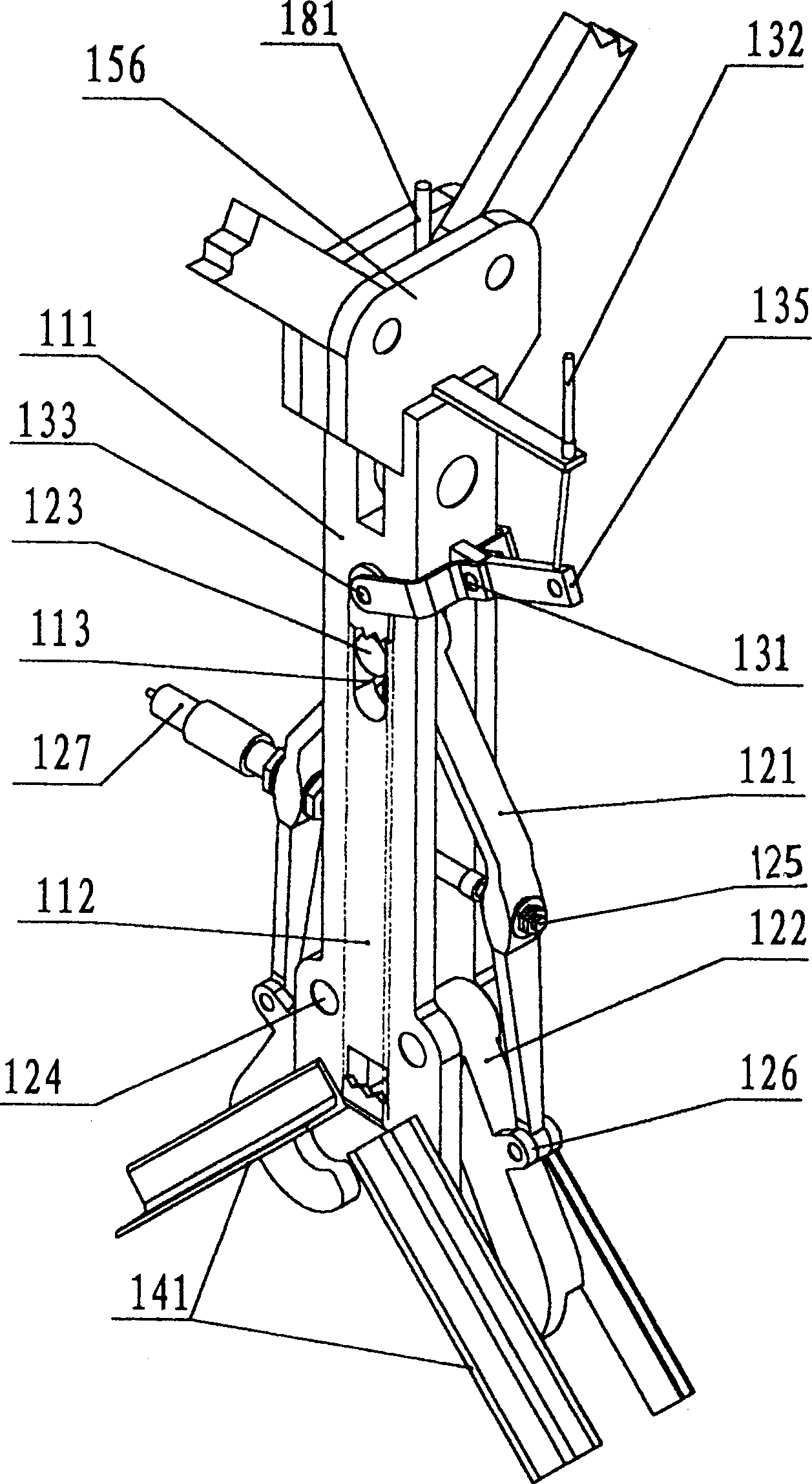 Hoisting and transport device extracting article from local high temperature area