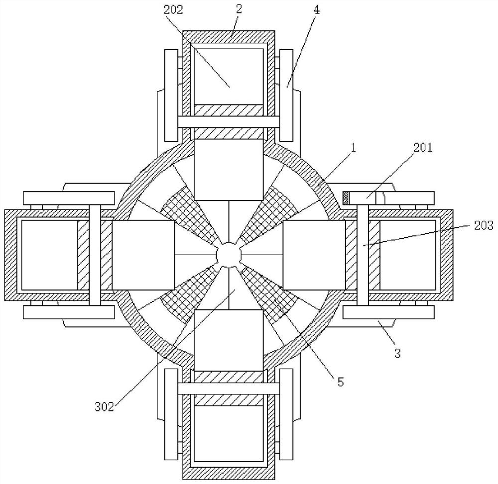 A discharge device that automatically adjusts the feeding speed