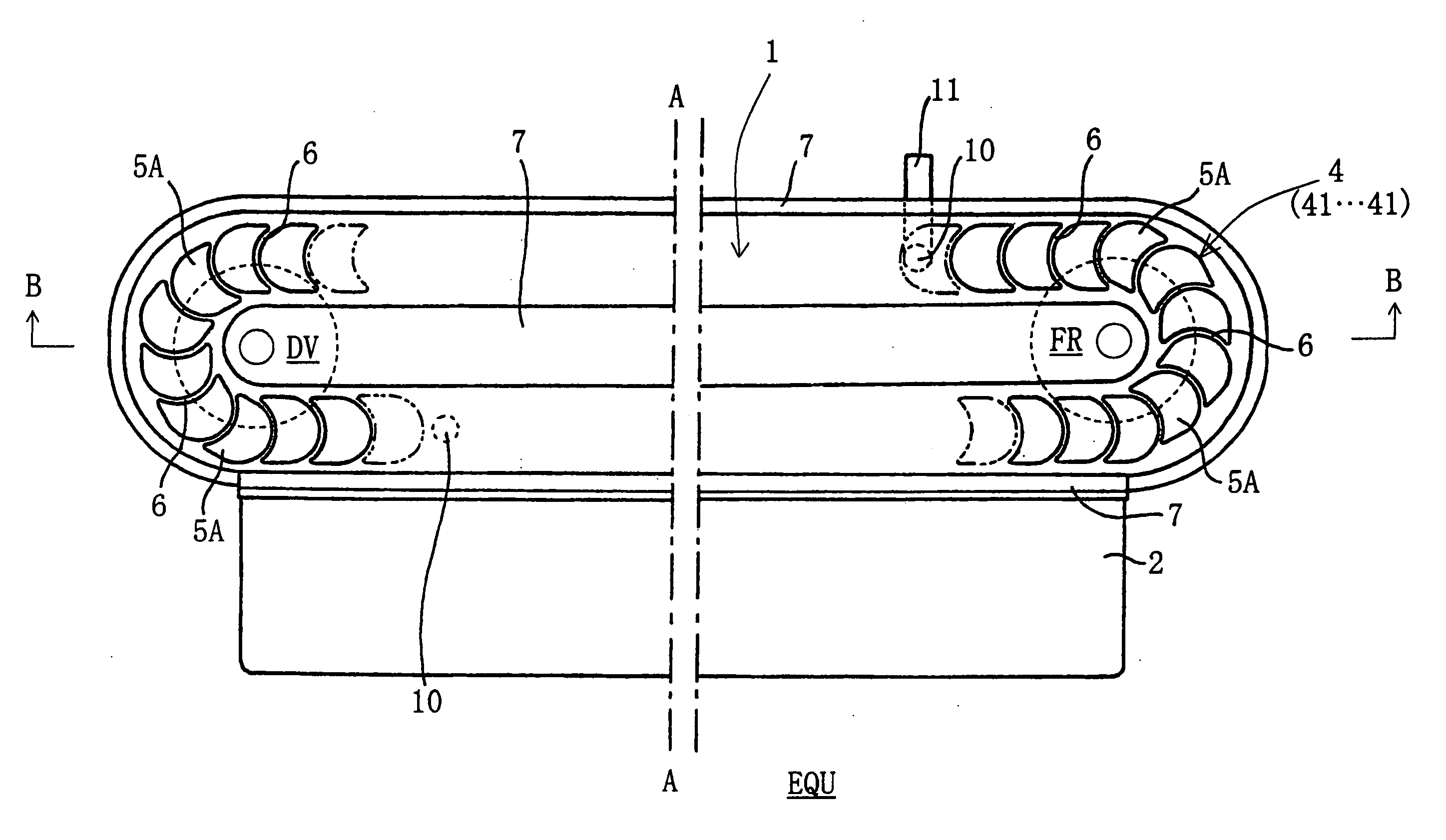 Circulating type food and drink transport apparatus