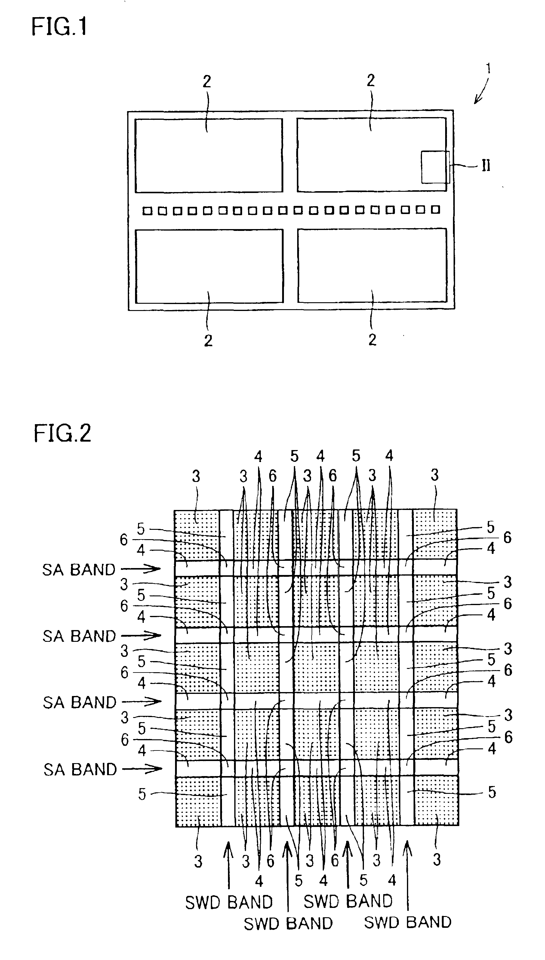 Semiconductor memory device with sense amplifier