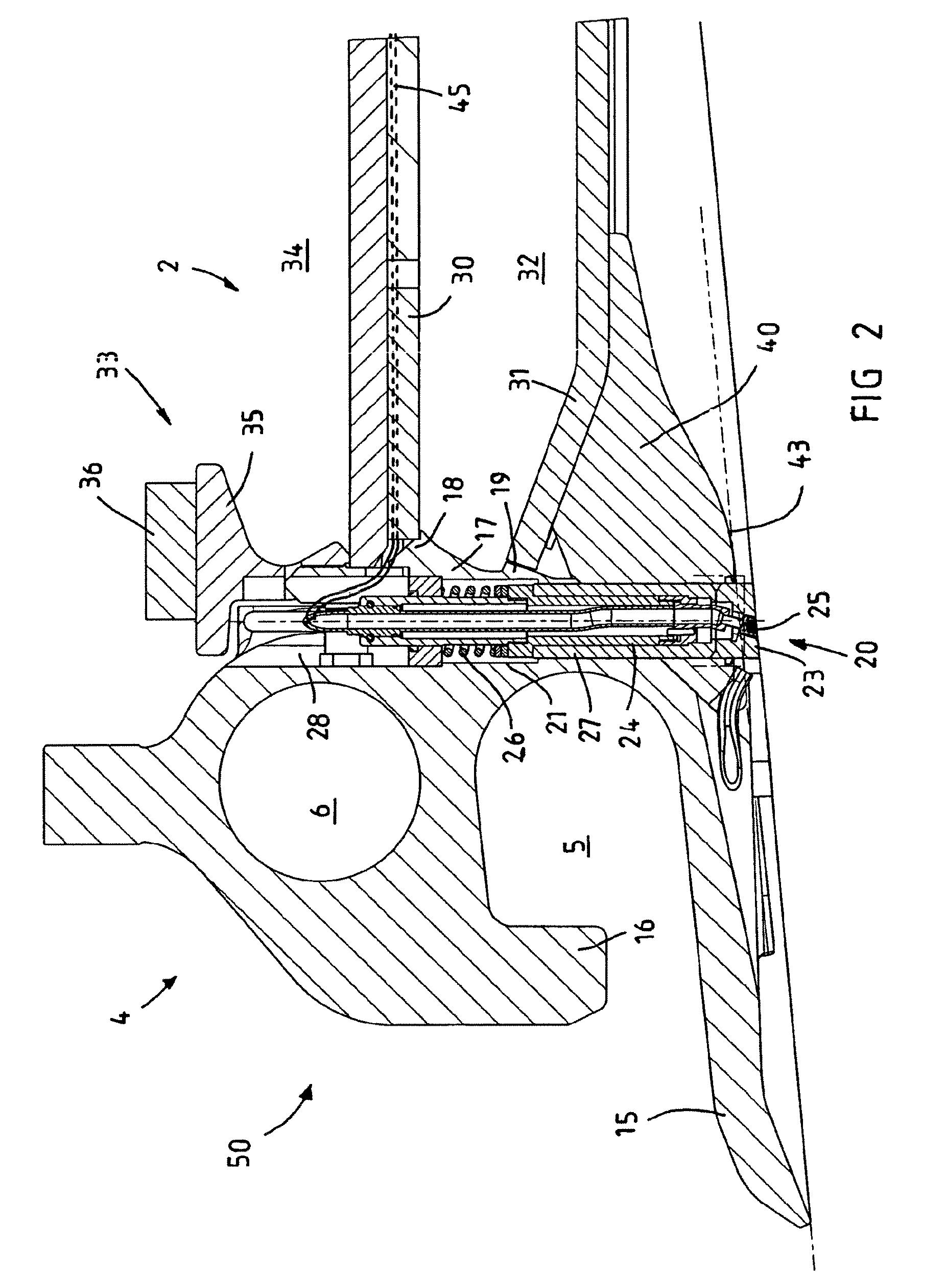 Device for determining the cutting horizon of a mining extraction system, and pan element therefor