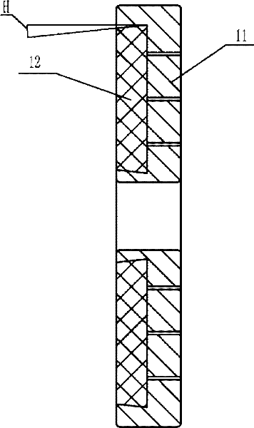 Baffle device for sealing molten steel and fabrication method thereof as well as die applying the baffle device