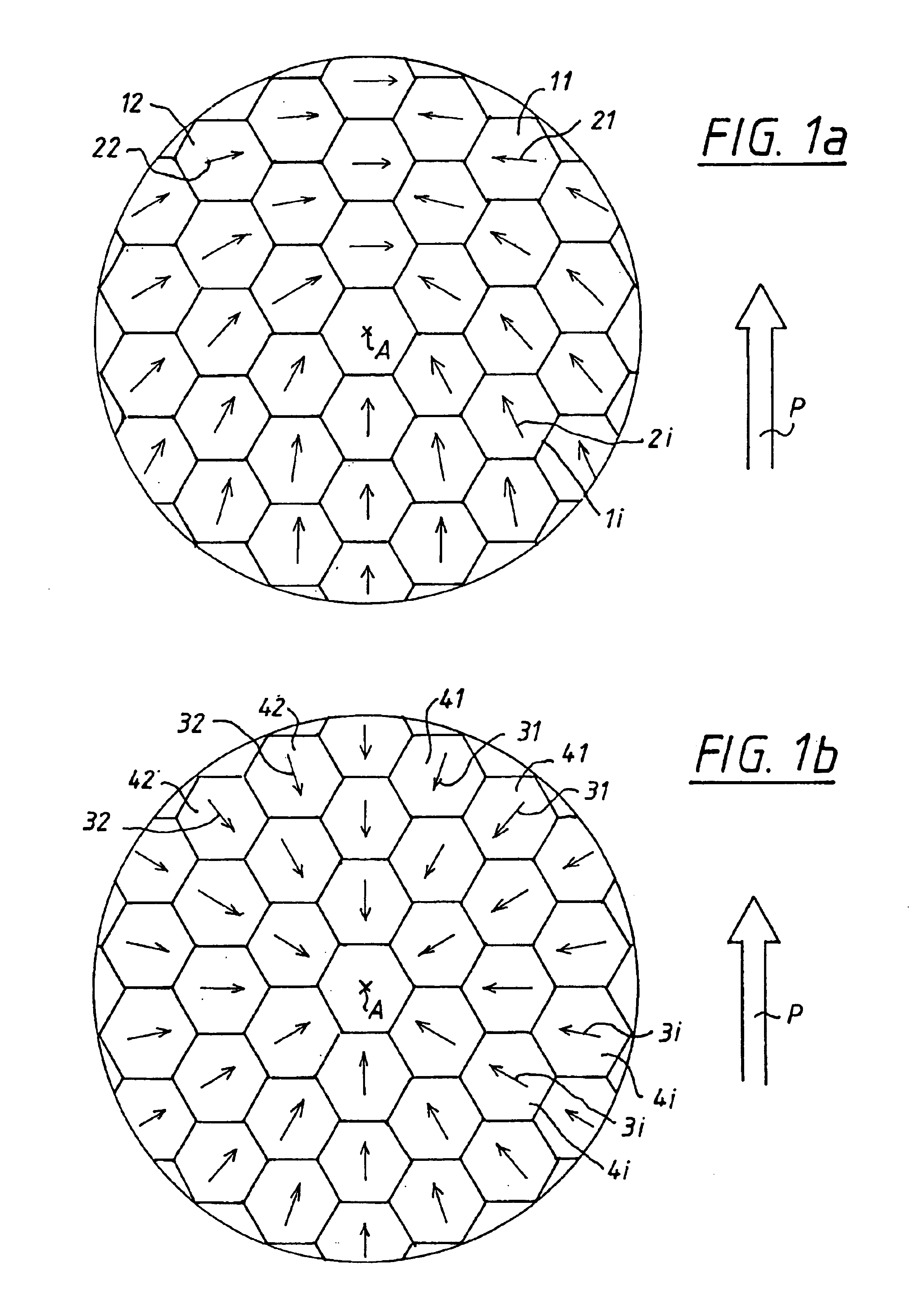 Radial polarization-rotating optical arrangement and microlithographic projection exposure system incorporating said arrangement