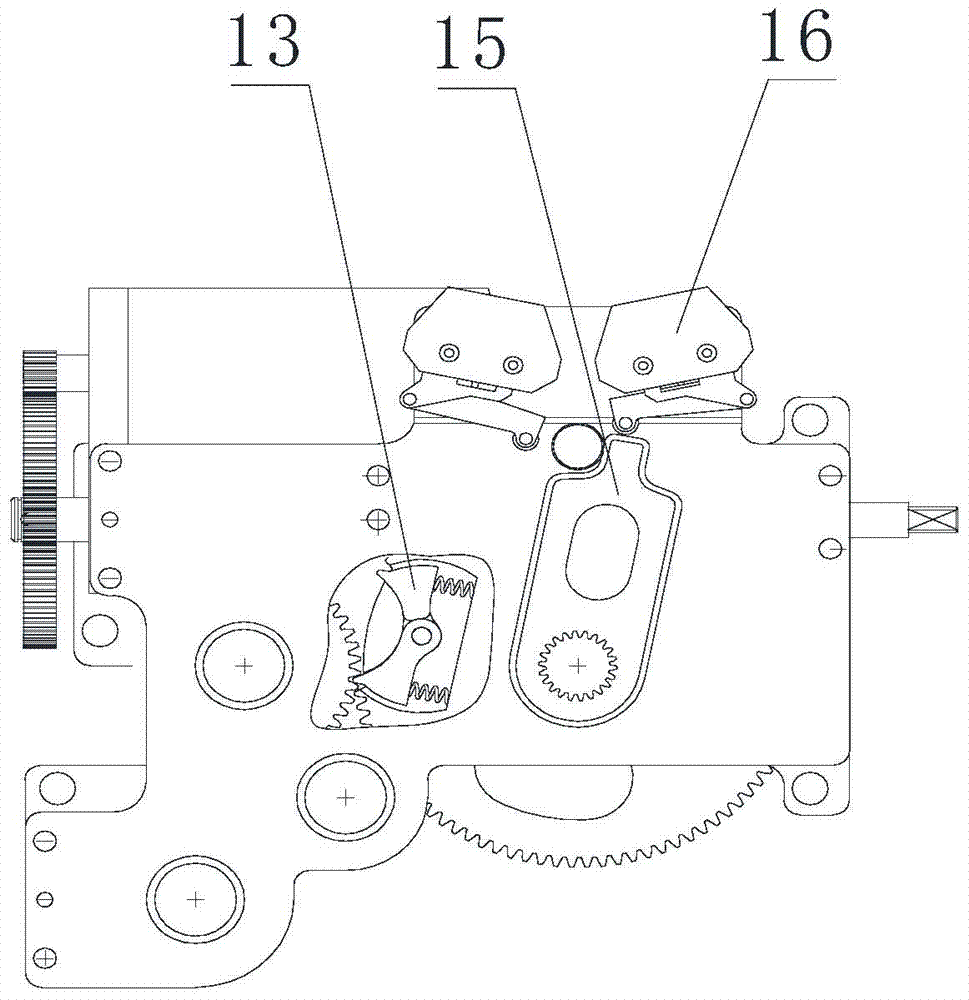 A Large Angle Output Motor Operating Mechanism