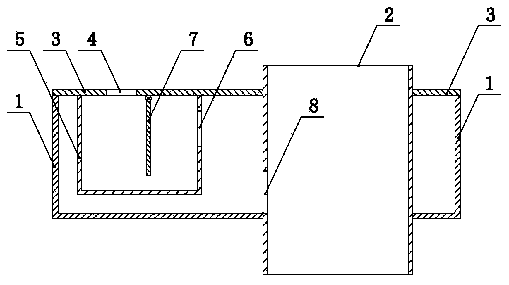 Overflow-proof same-layer water drainage riser connecting piece