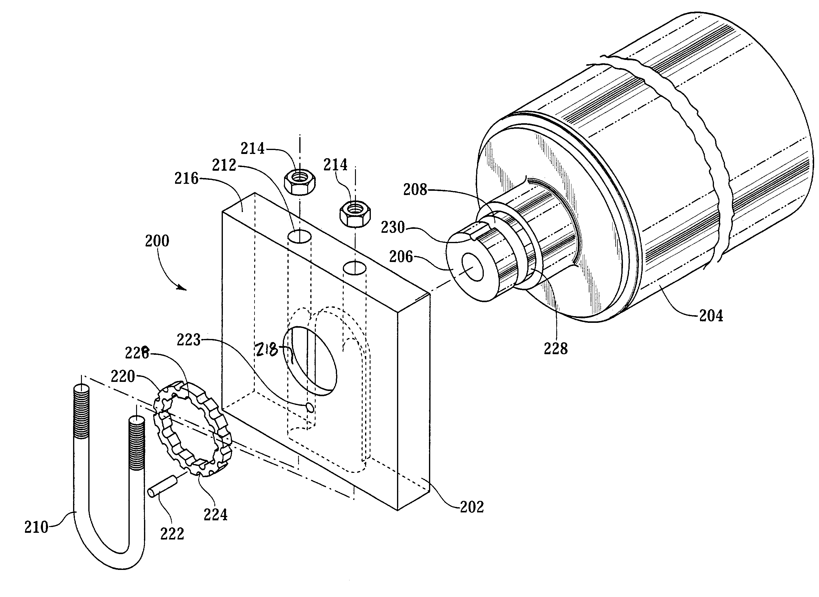 Method and apparatus for mounting a fluid containment cylinder