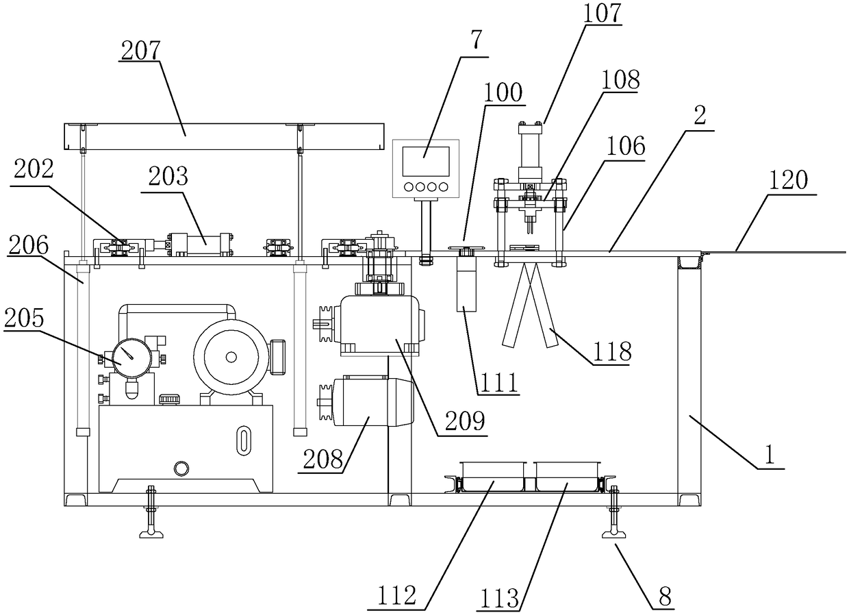 Chain pre-pulling and section-dismounting integrated device