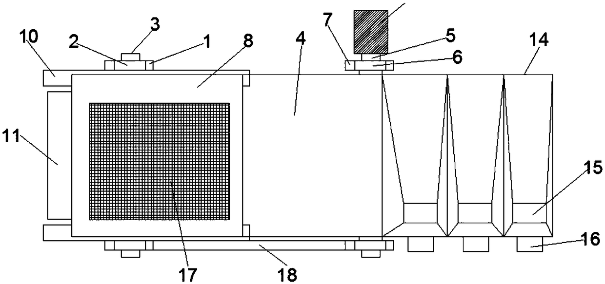 Tea leaf winnowing device stable and uniform in delivery