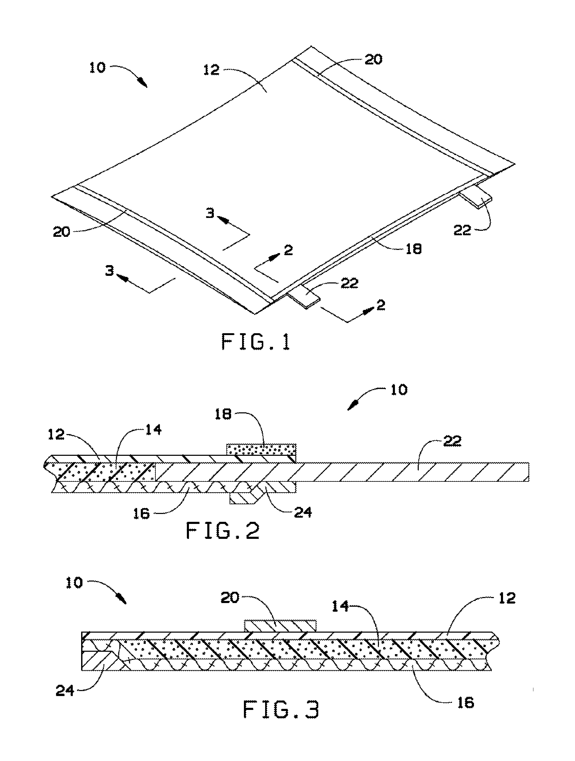 Enclosing bandage for providing comfortable wound care and limiting fluid leakage